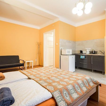 Bpr Cercle Point Apartment Budapeste Exterior foto